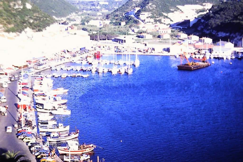 מפרץ העיירה בונפצ'יו, קורסיקה (צילום דני בר)