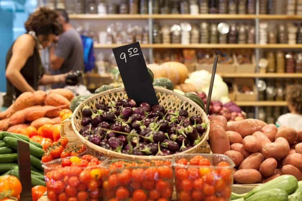 שוק ריחות וטעמים (צילום גל בן זאב)